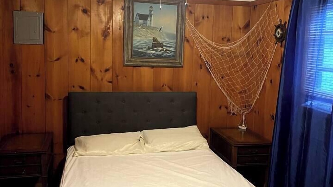 Photo of Others in Beach Lake