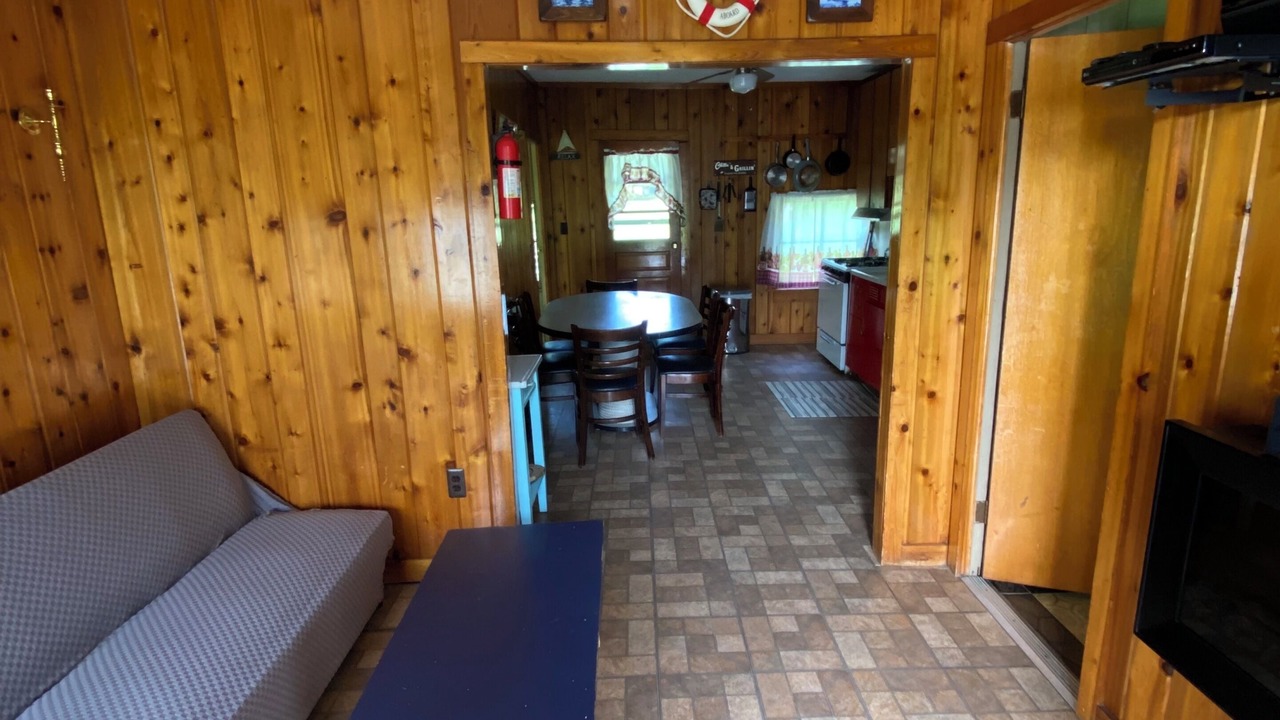 Photo of Livingroom in Beach Lake