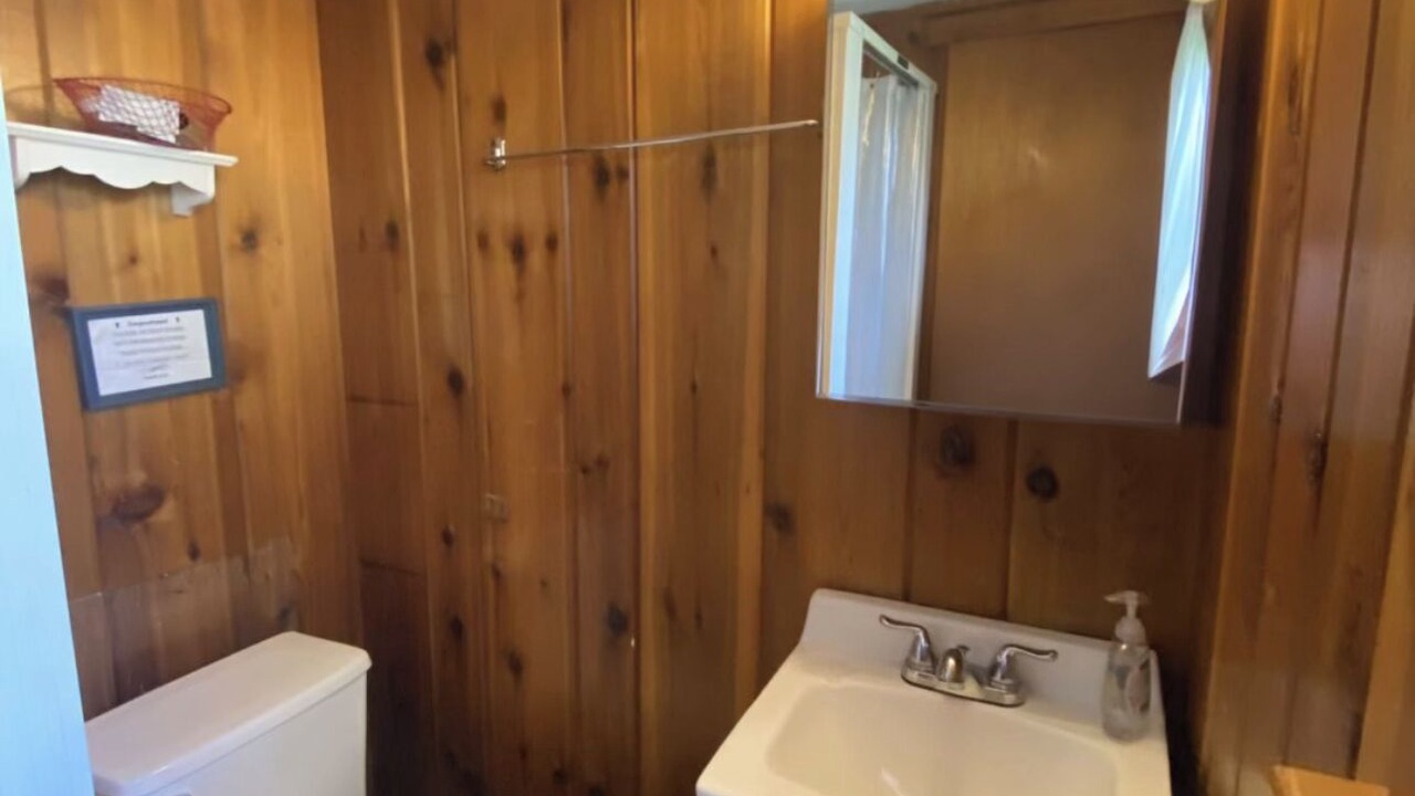 Photo of Bathroom in Beach Lake