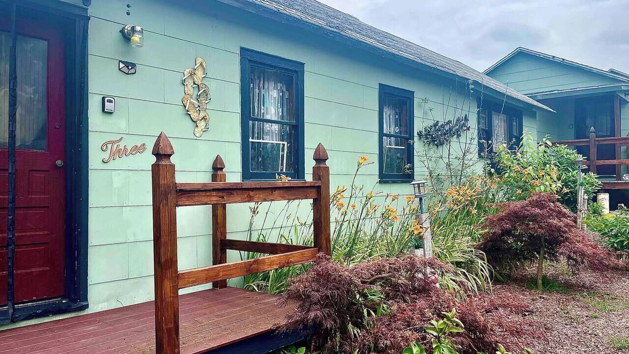 Photo of Outdoor in Beach Lake