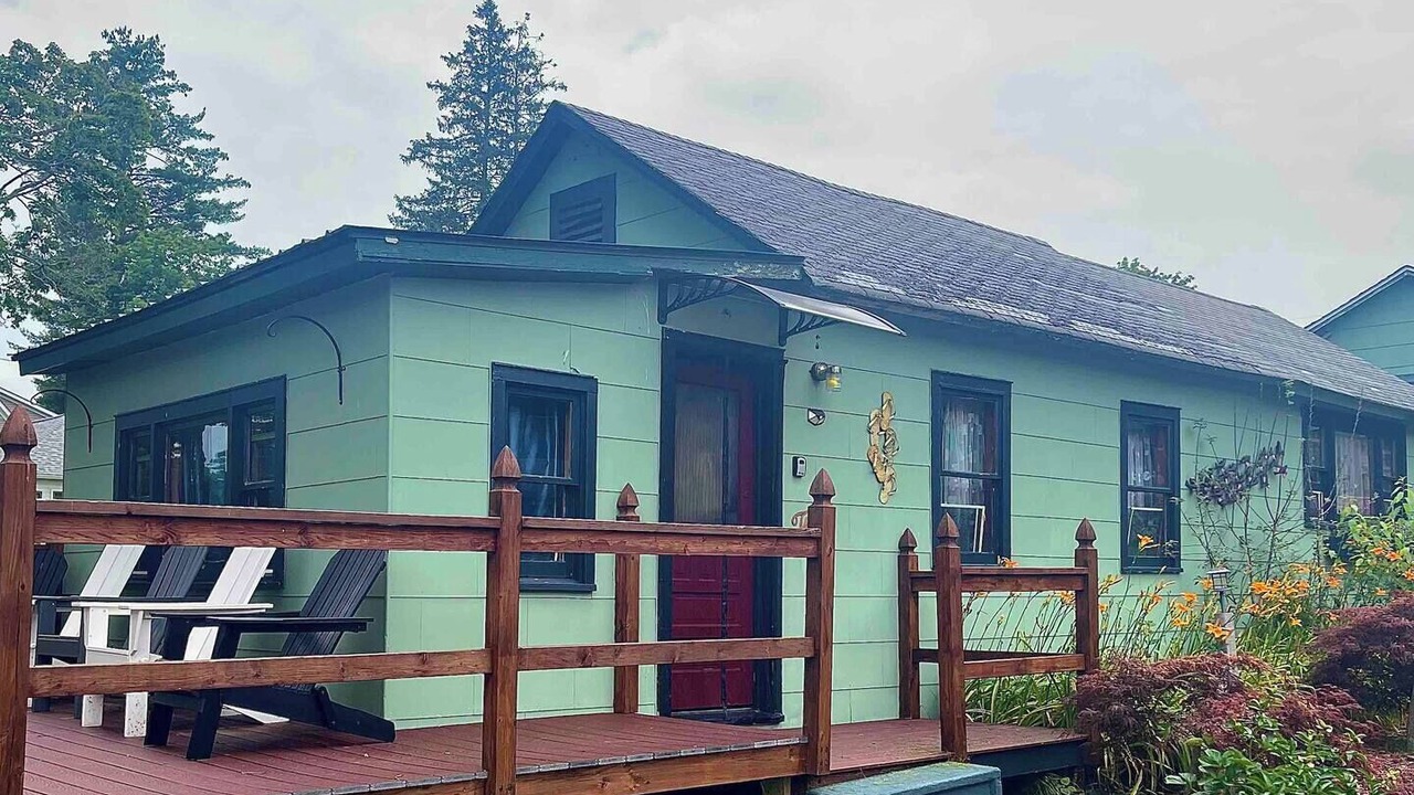 Photo of Outdoor in Beach Lake