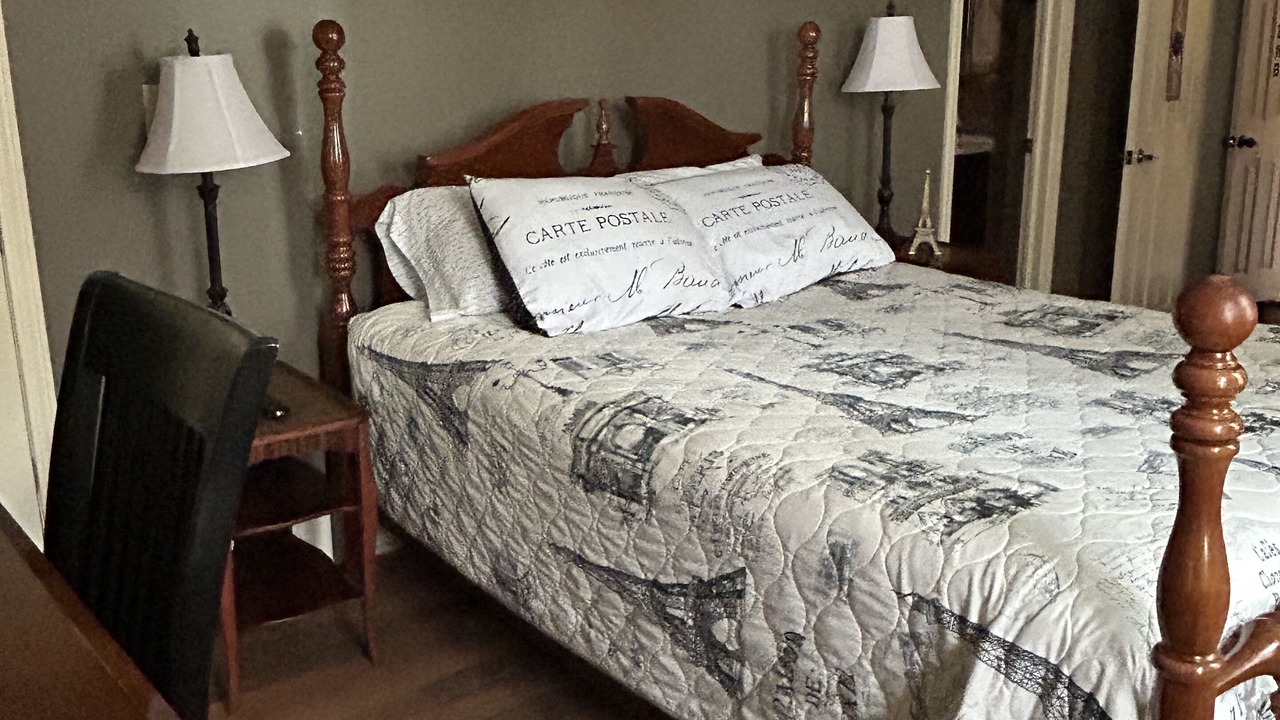 Photo of Bedroom in Albion