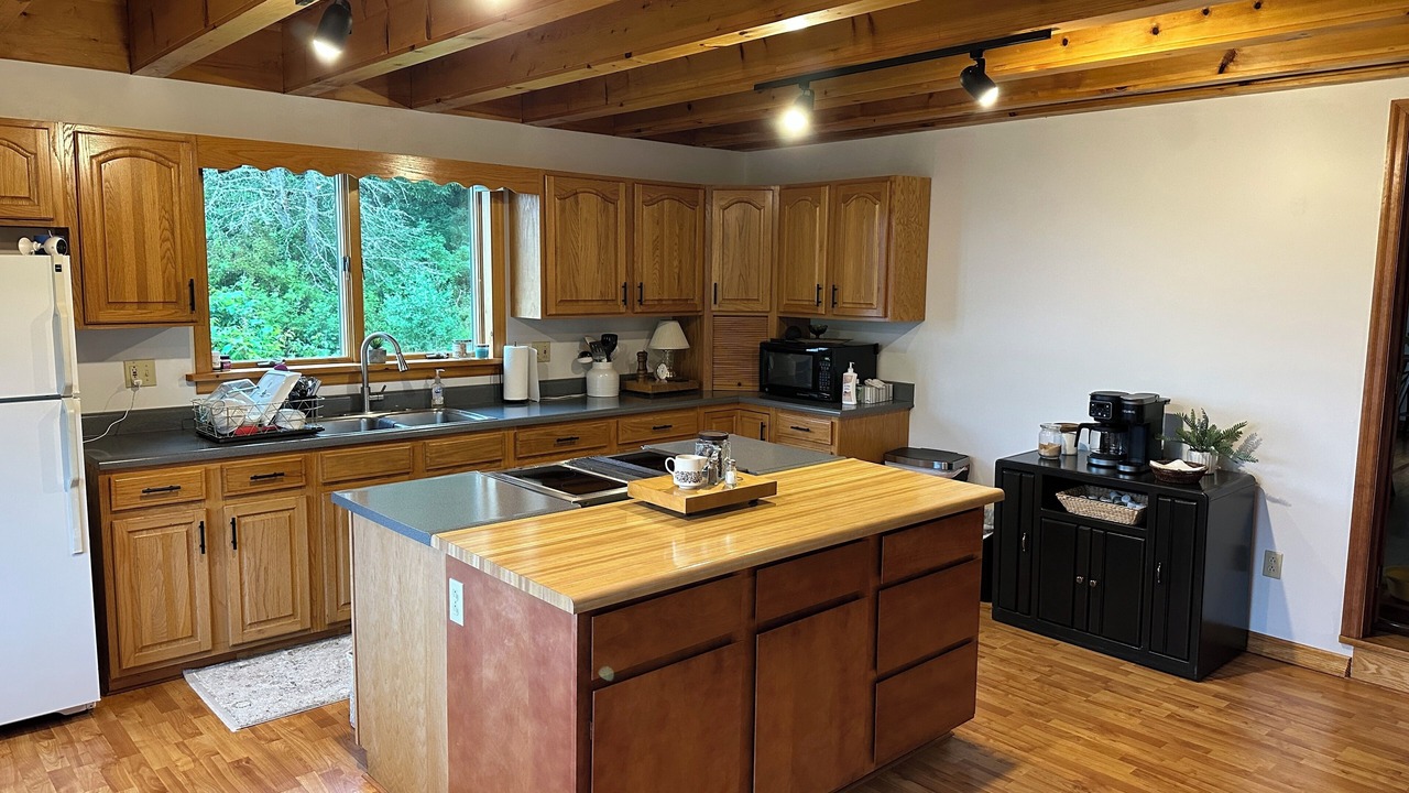 Photo of Others in Sonestown