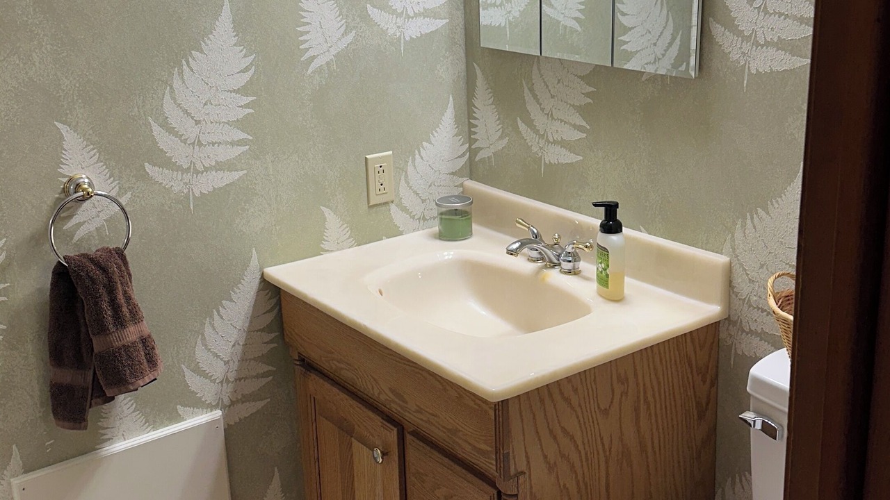 Photo of Bathroom in Sonestown