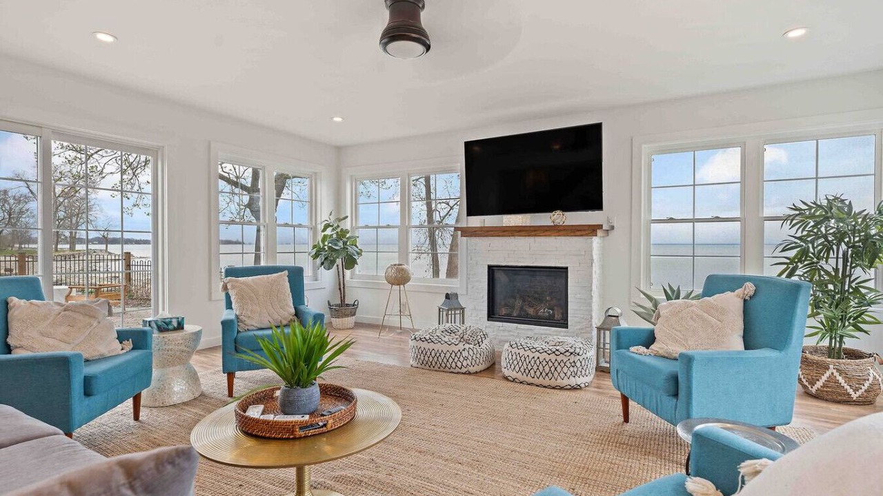 Photo of Livingroom in Crystal Beach