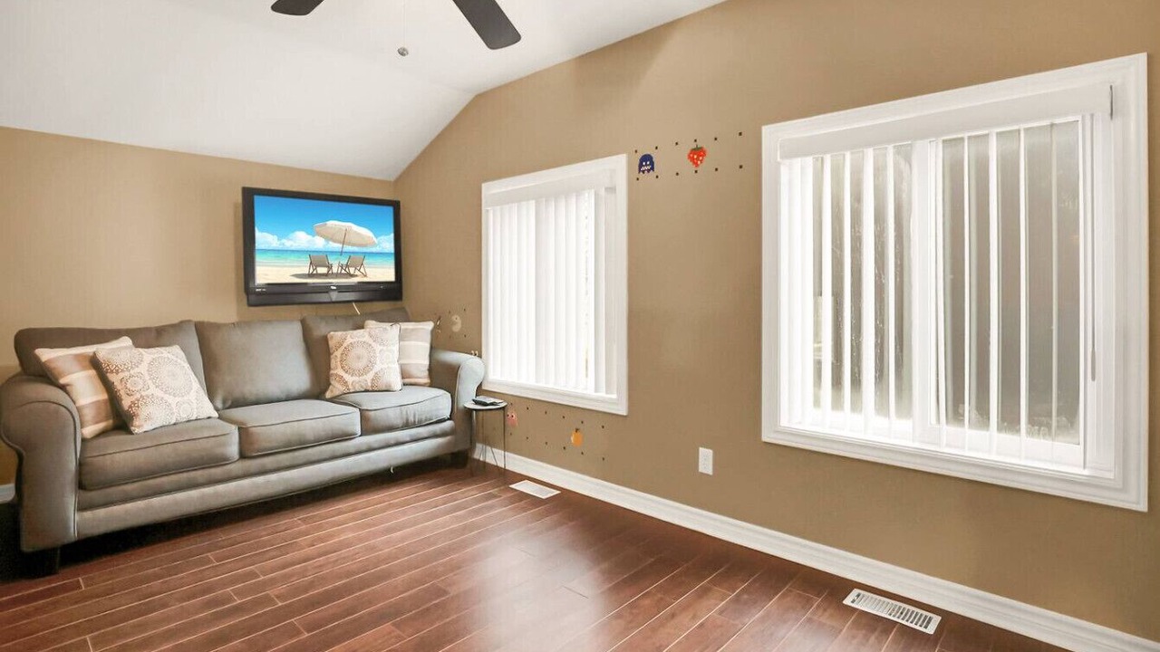 Photo of Livingroom in Crystal Beach