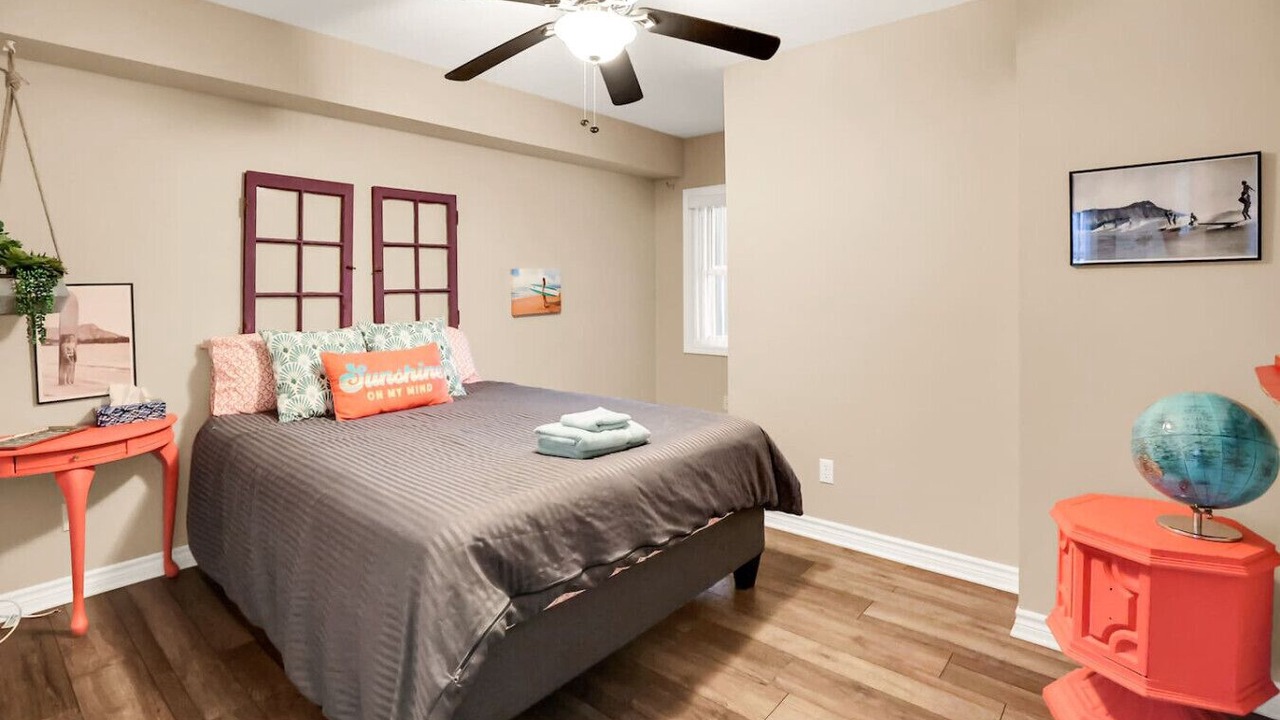 Photo of Bedroom in Crystal Beach