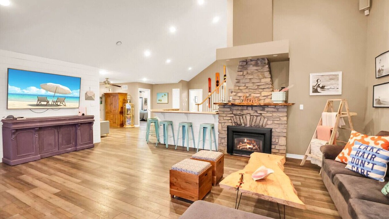 Photo of Livingroom in Crystal Beach