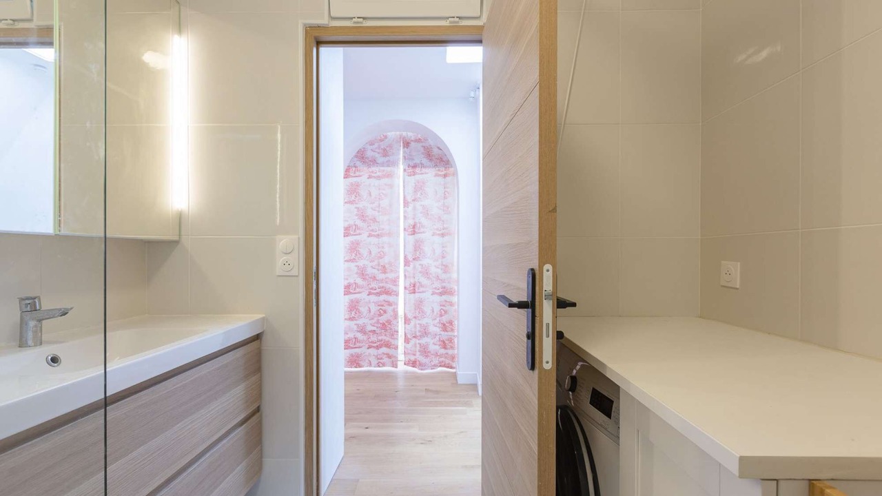 Photo of Bathroom in Passy