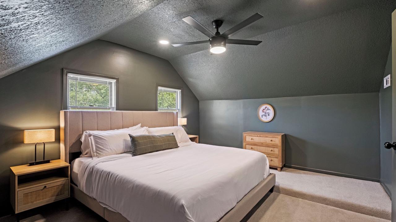 Photo of Bedroom in Grandview