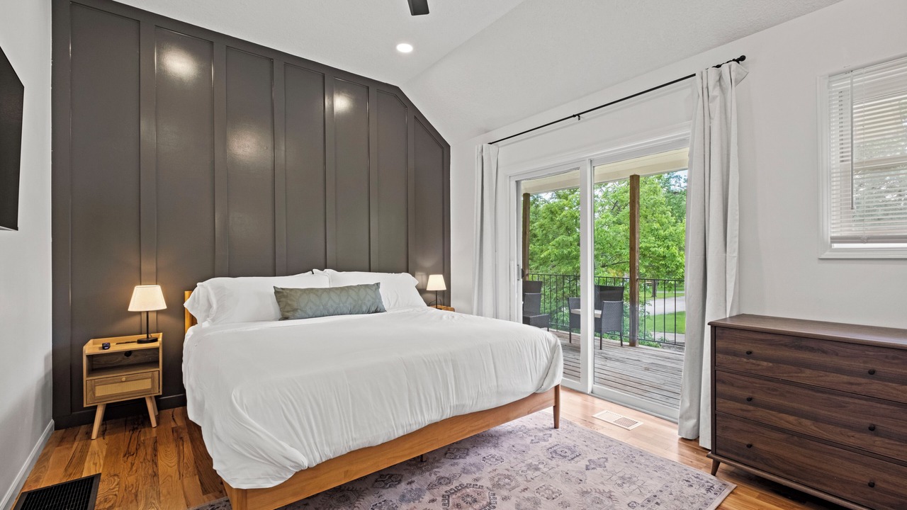 Photo of Bedroom in Grandview