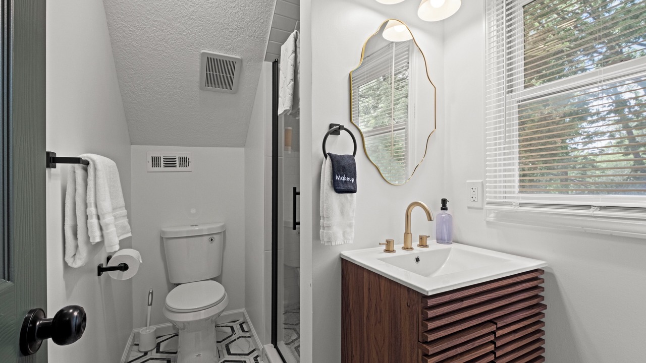 Photo of Bathroom in Grandview