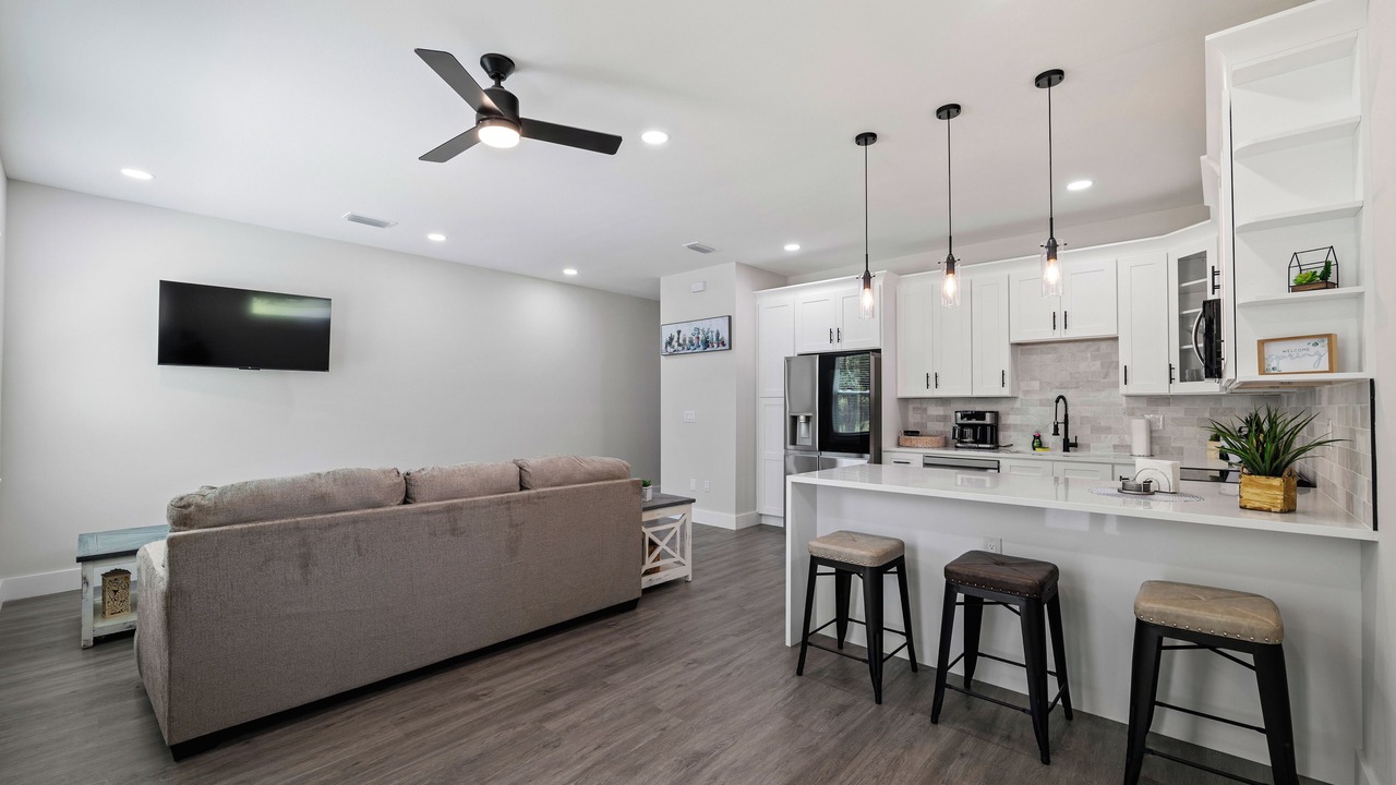 Photo of Livingroom in Brooksville
