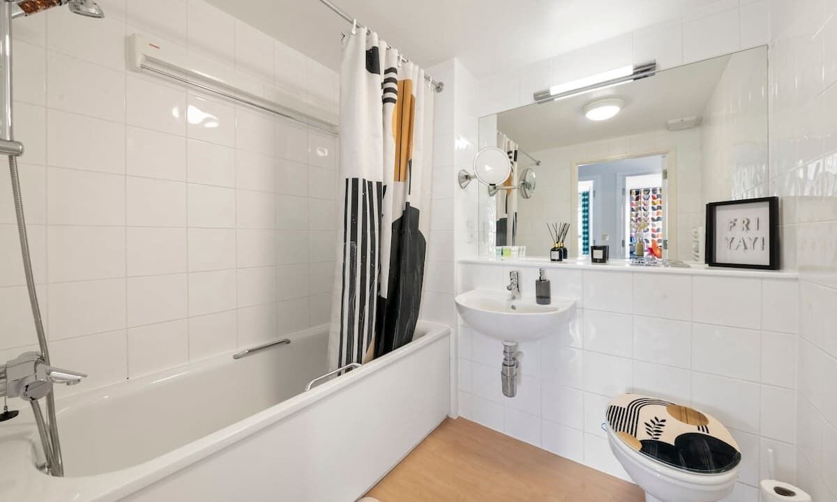 Photo of Bathroom in South Acton