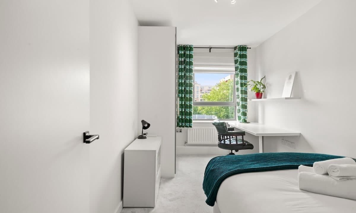 Photo of Bedroom in South Acton