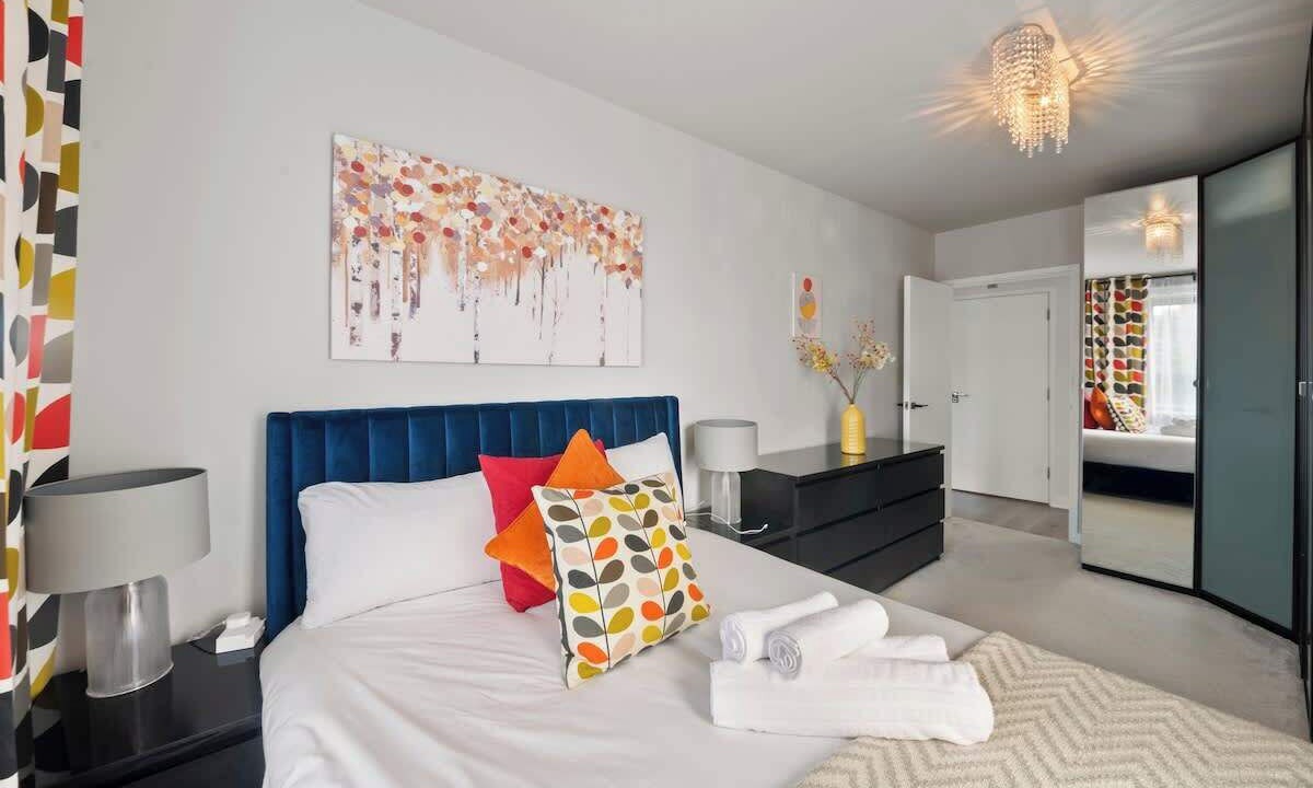 Photo of Bedroom in South Acton