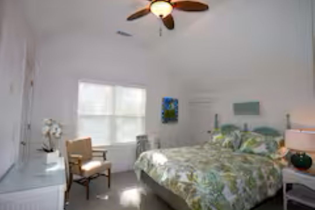 Photo of Bedroom in Thunderbolt