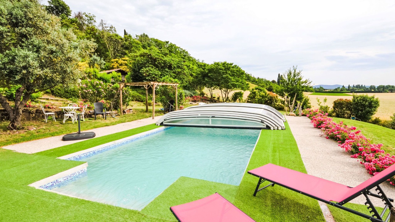 Photo of Outdoor in Etoile-sur-Rhone