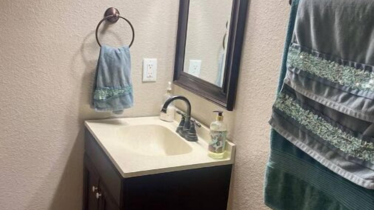 Photo of Bathroom in Eagle Pass