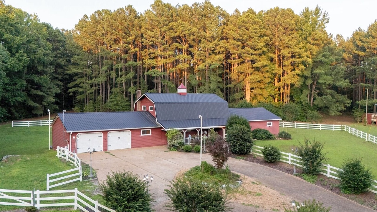 Photo of Outdoor in Skippers