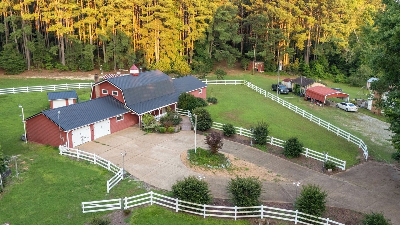 Photo of Outdoor in Skippers