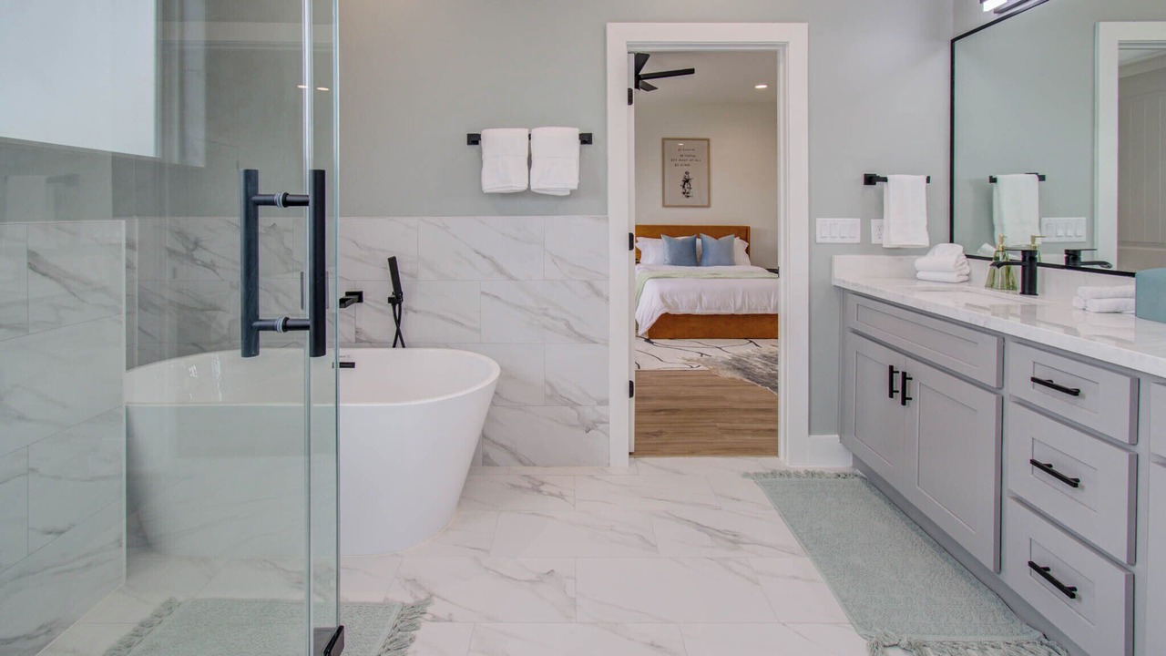 Photo of Bathroom in Greater Third Ward