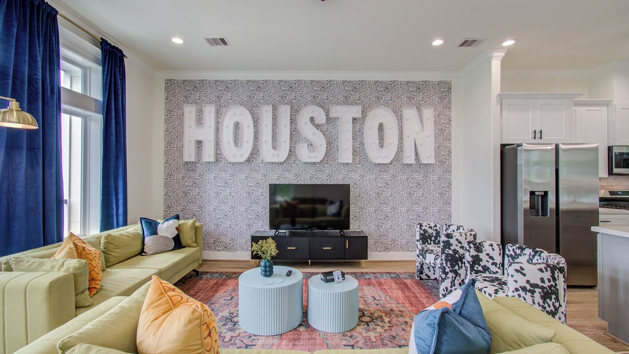 Photo of Livingroom in Greater Third Ward