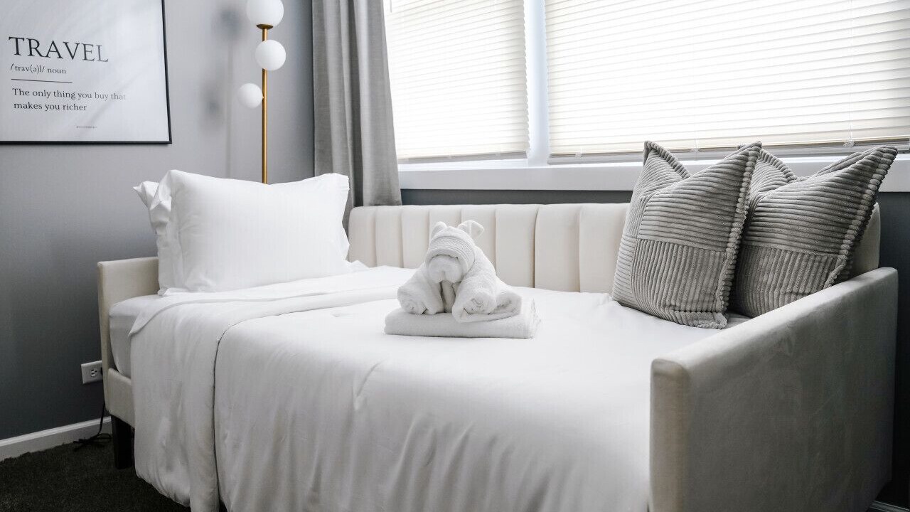 Photo of Bedroom in Cragin