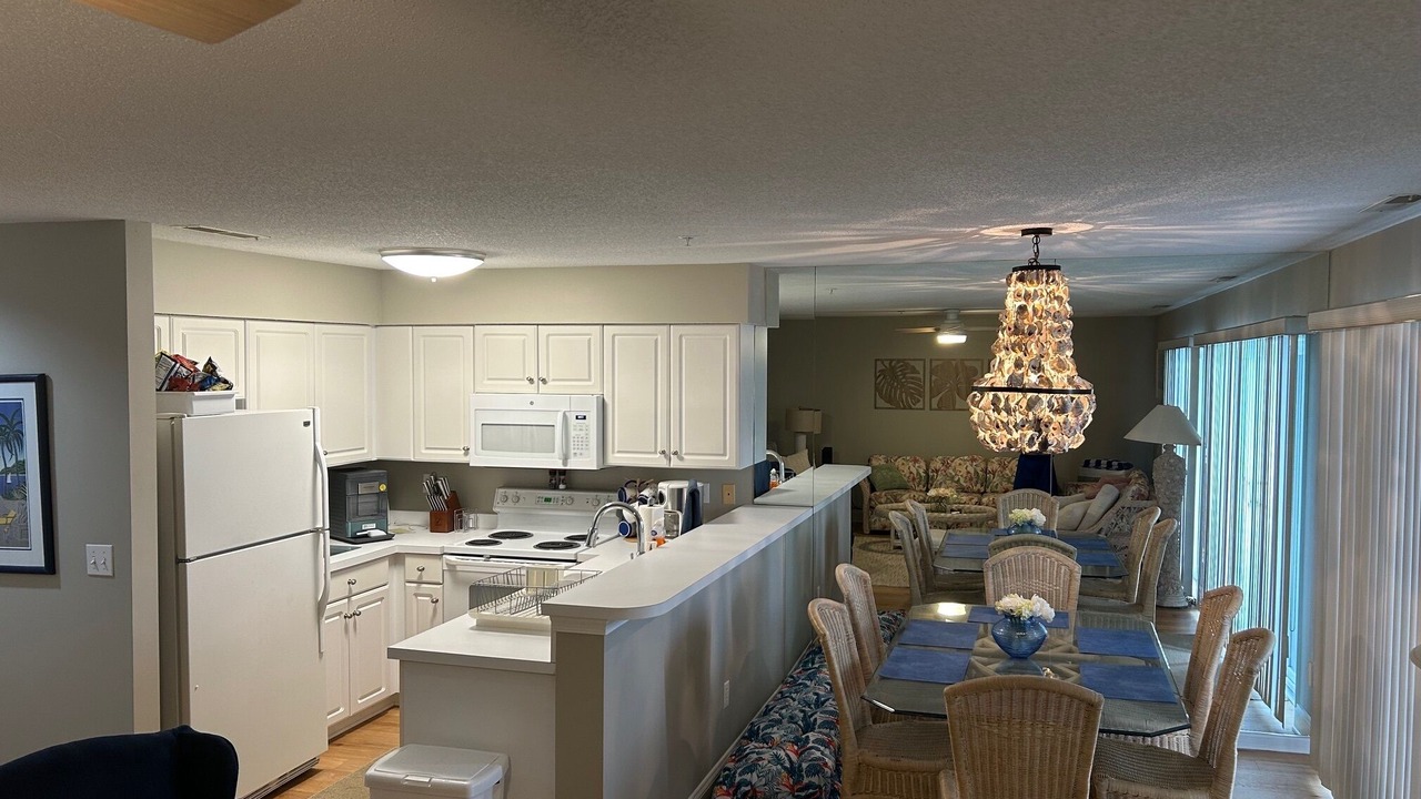 Photo of Kitchen in Heron Harbour Isle