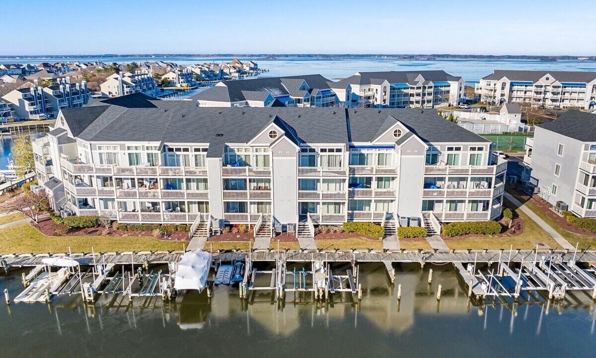 Photo of Outdoor in Heron Harbour Isle