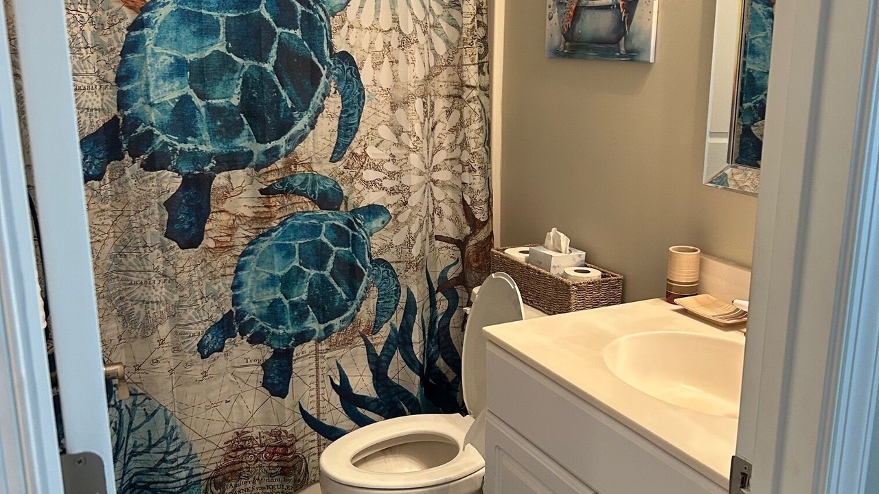 Photo of Bathroom in Heron Harbour Isle