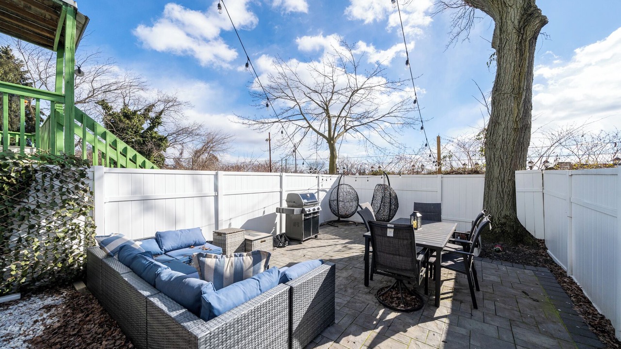 Photo of Outdoor in Greenville