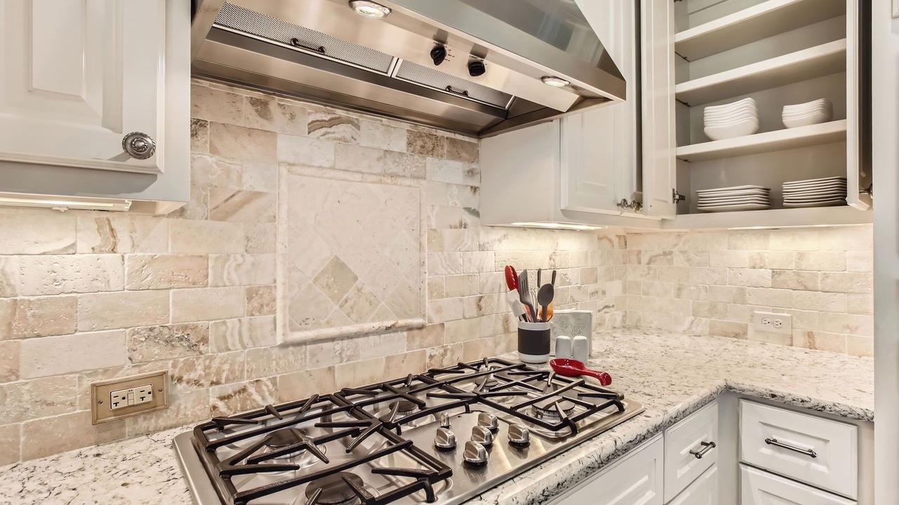 Photo of Kitchen in Porter