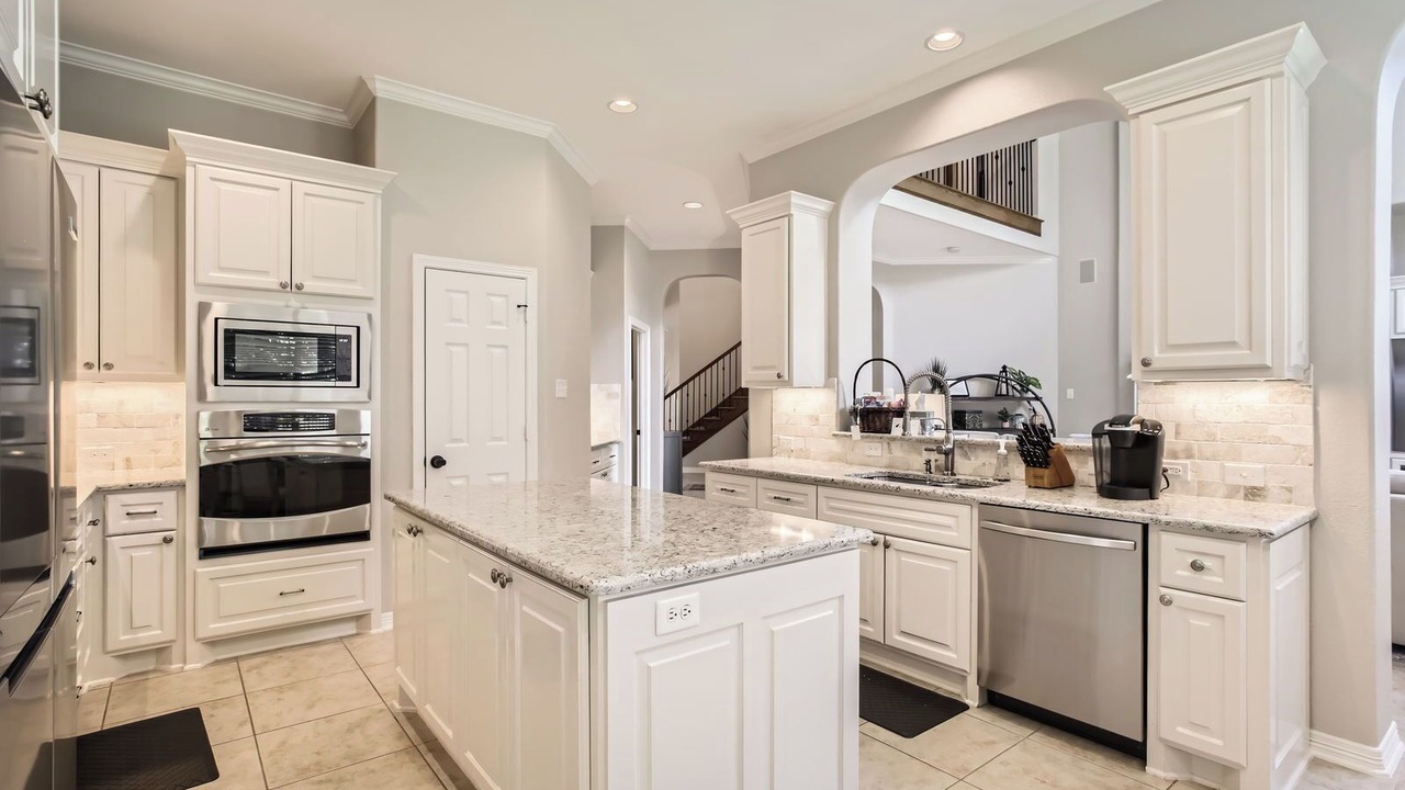 Photo of Kitchen in Porter