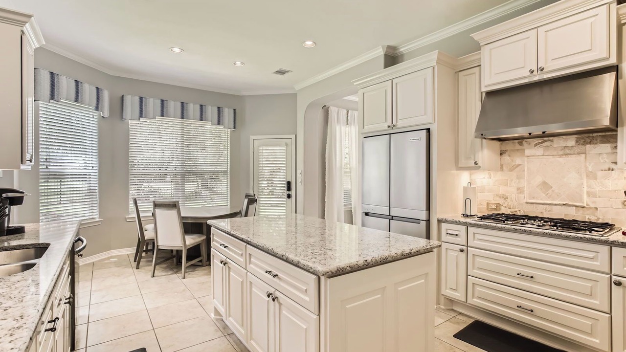 Photo of Kitchen in Porter