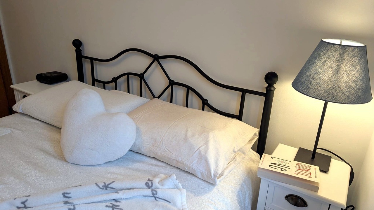 Photo of Bedroom in Ahuntsic