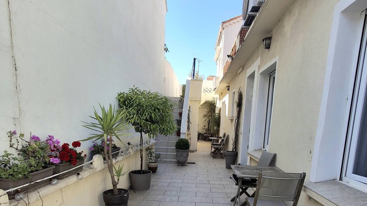 Photo of Outdoor in Port-Saint-Louis-du-Rhone