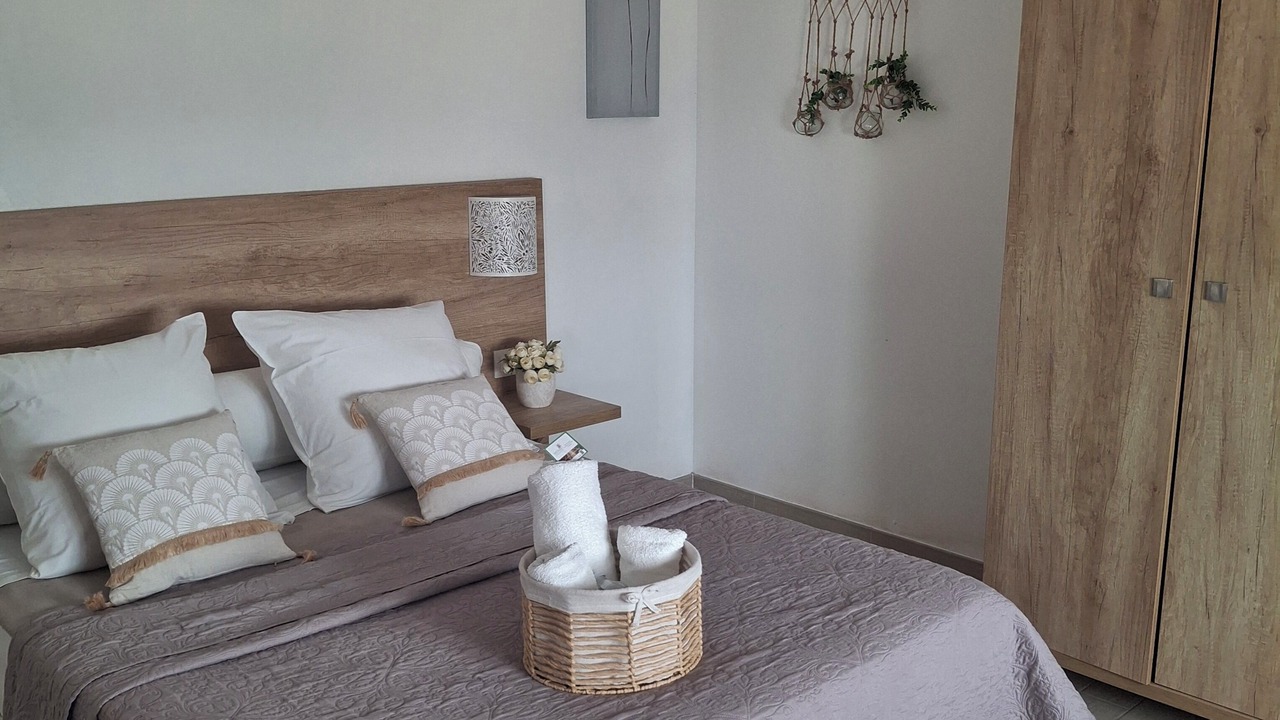 Photo of Bedroom in Port-Saint-Louis-du-Rhone