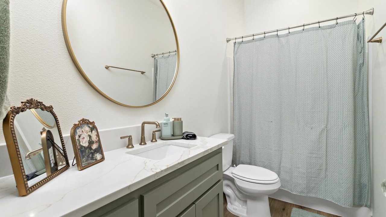 Photo of Bathroom in Jasper