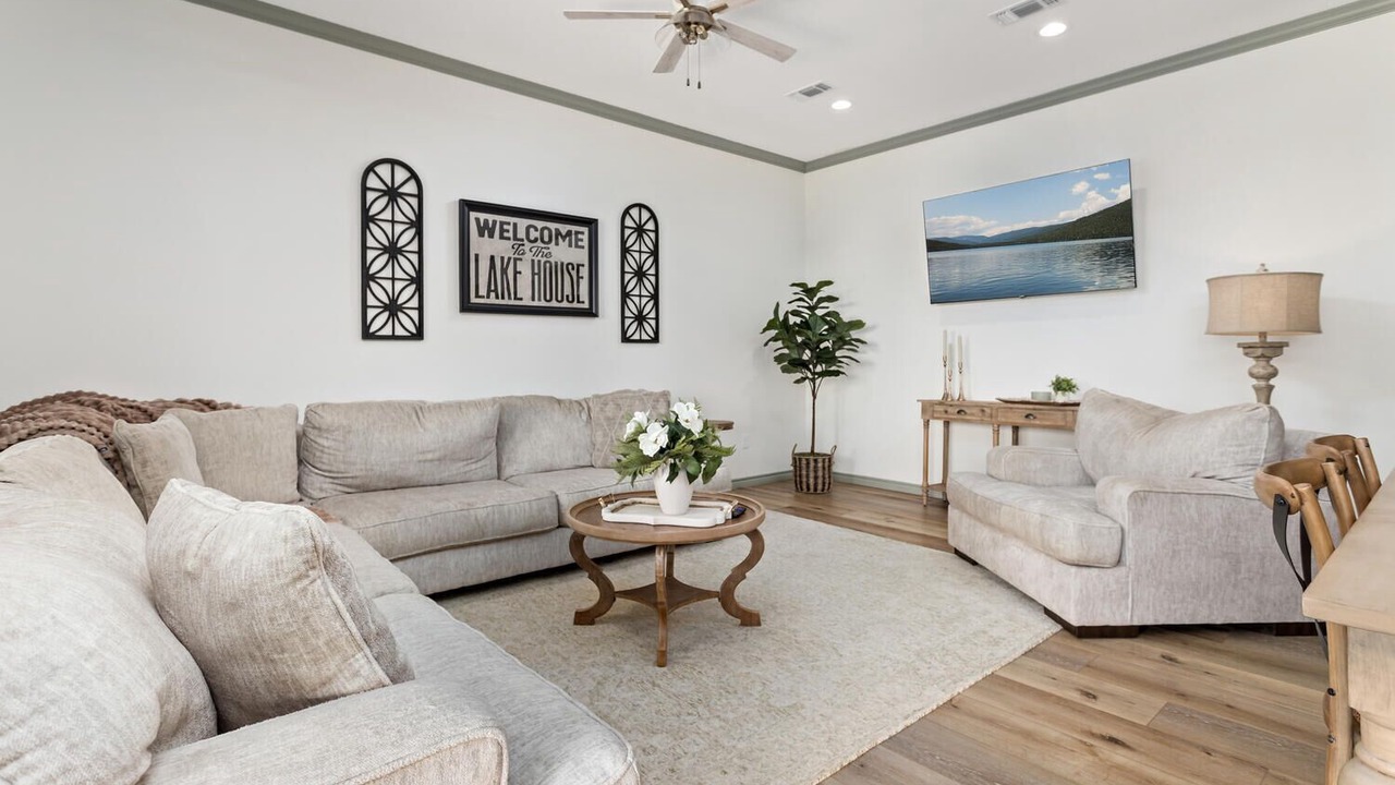 Photo of Livingroom in Jasper