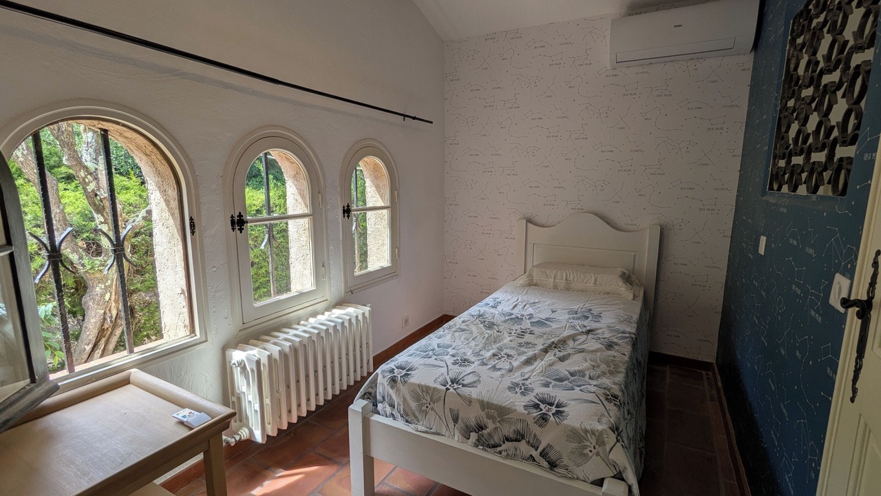Photo of Bedroom in Grasse