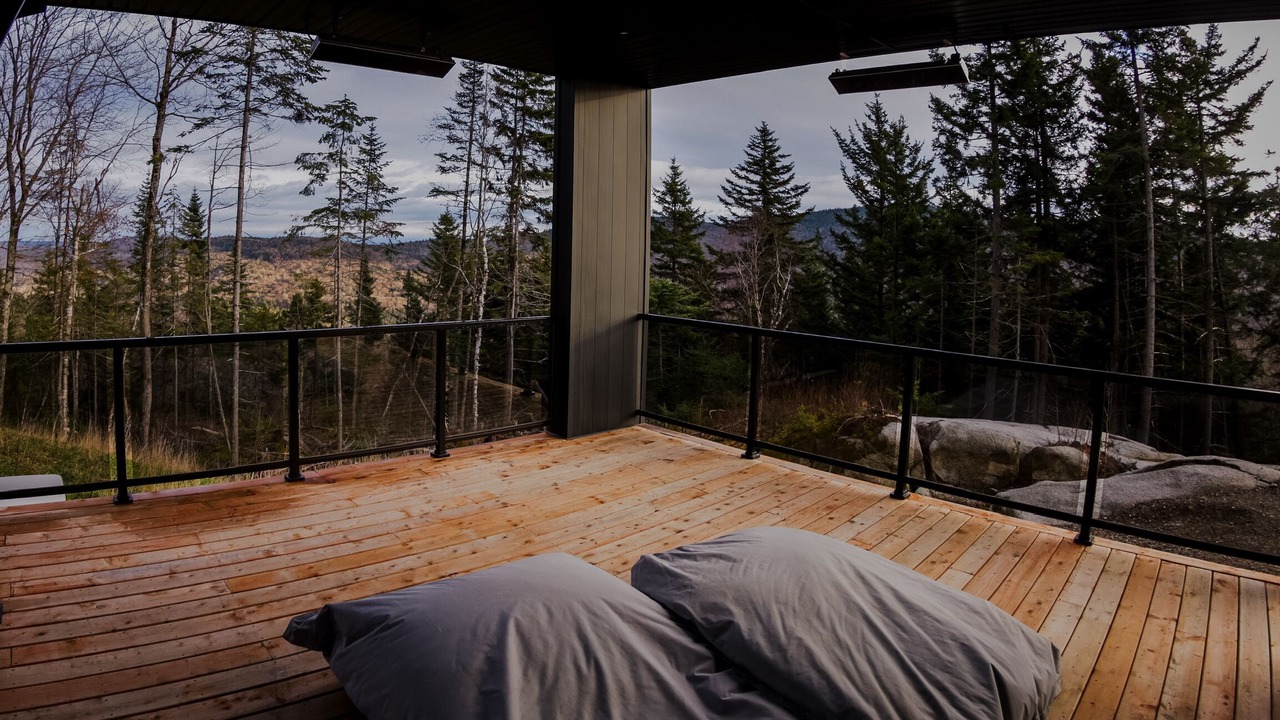 Photo of Patio Balcony in Lac Beauport