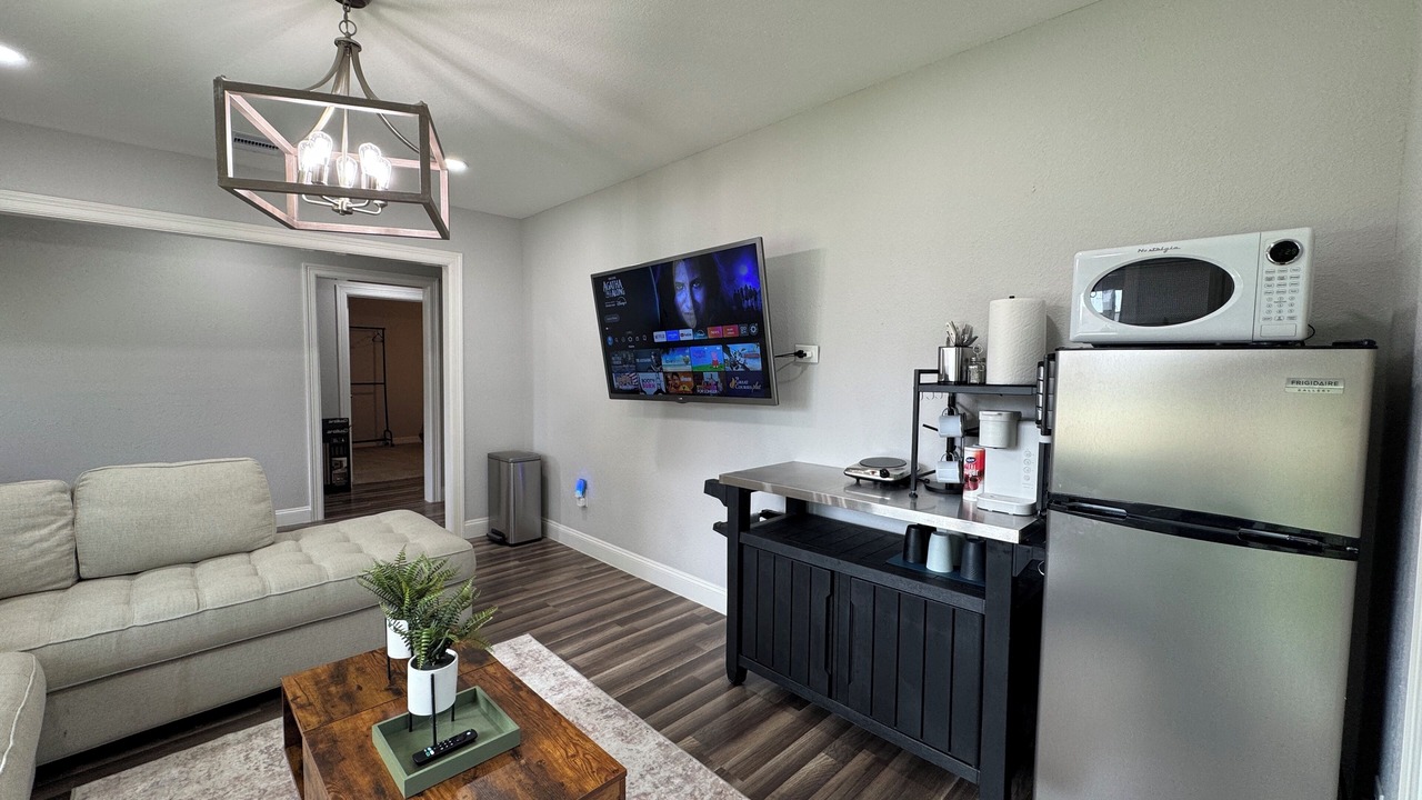 Photo of Livingroom in Greater East End
