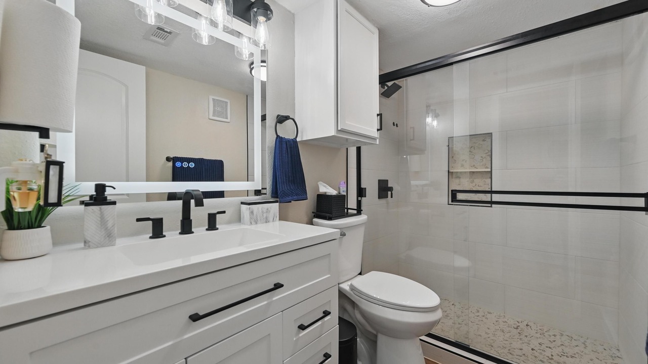 Photo of Bathroom in Ederville