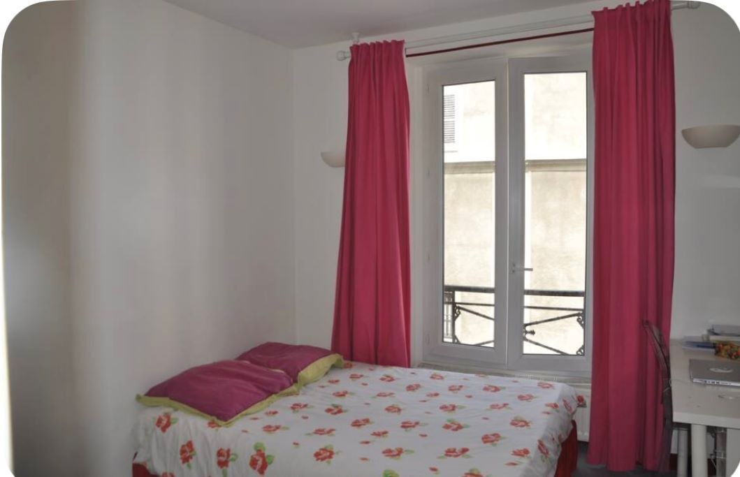 Photo of Bedroom in Notre-Dame-des-Champs