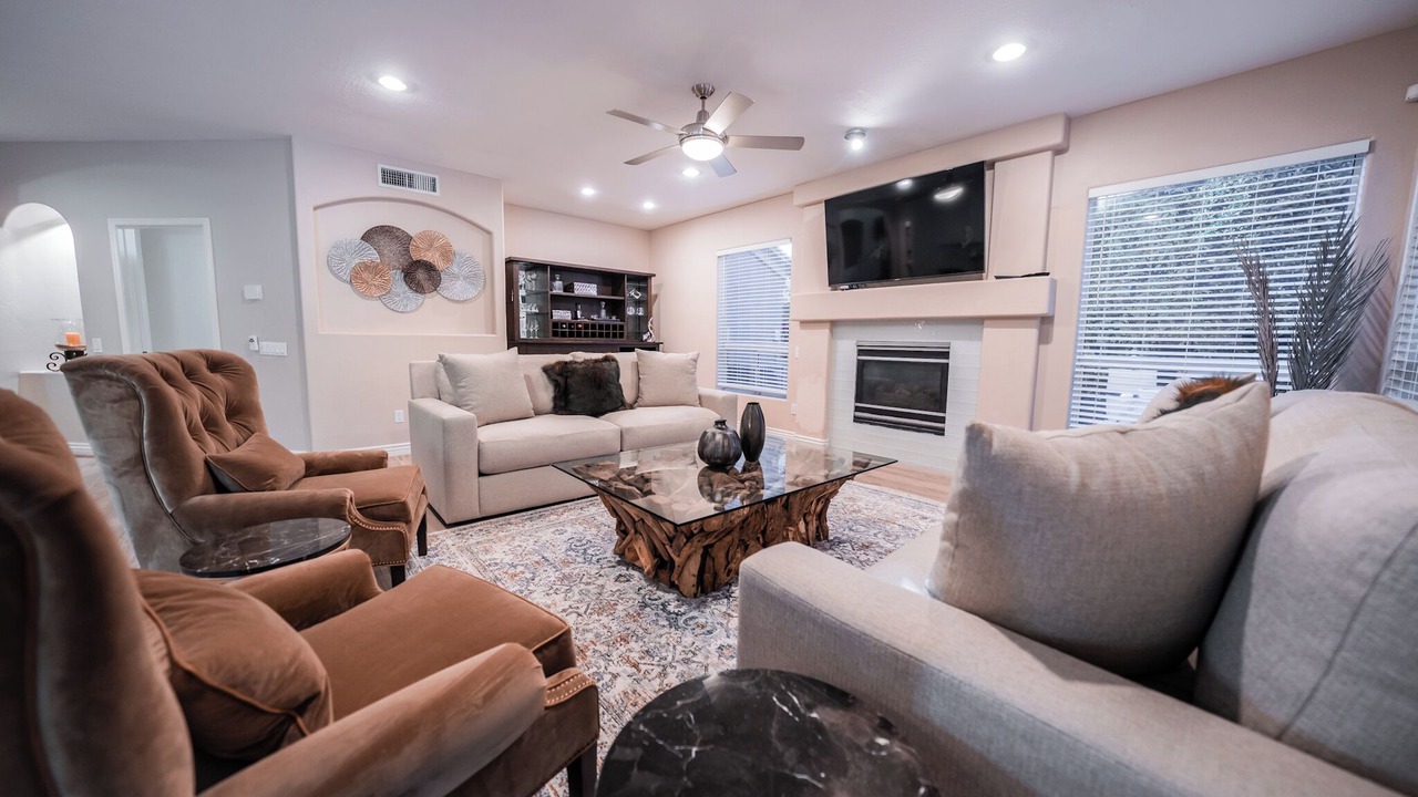 Photo of Livingroom in Arabian Crest