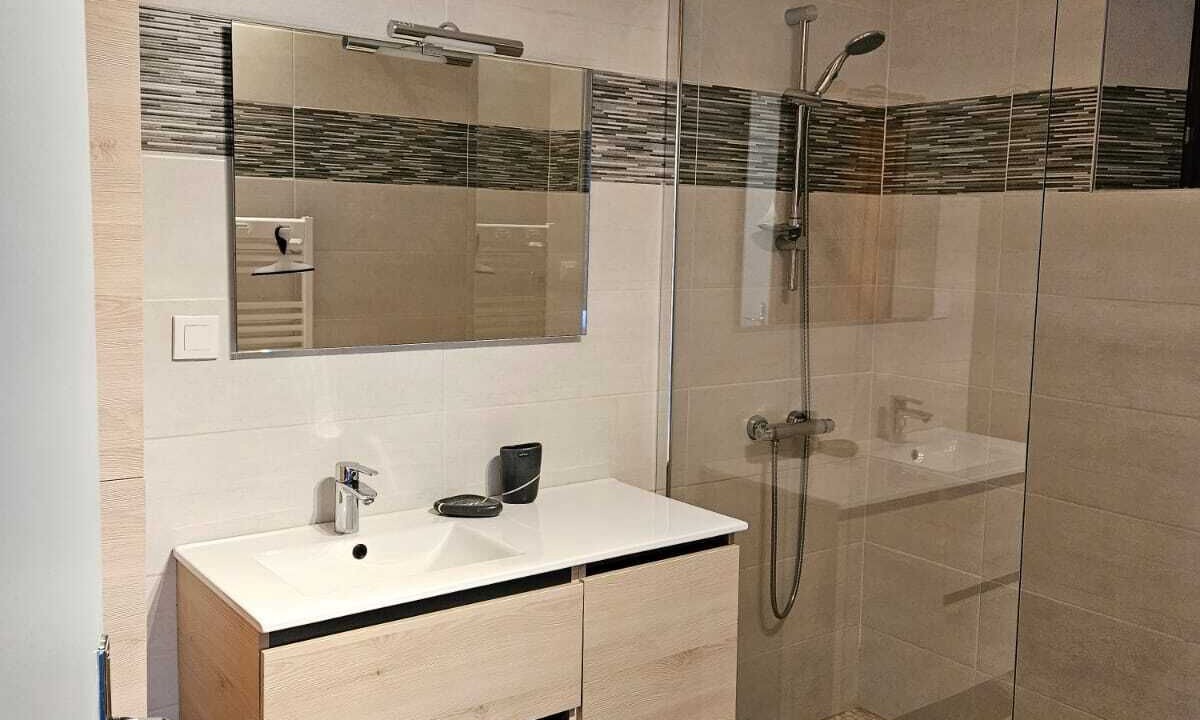 Photo of Bathroom in Pourcharesses