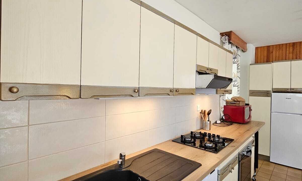 Photo of Kitchen in Pourcharesses