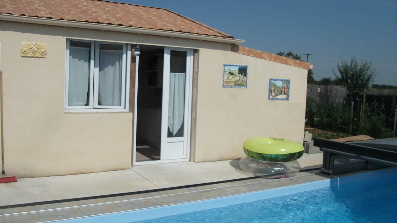 Photo of Outdoor in Sainte-Gemme-la-Plaine
