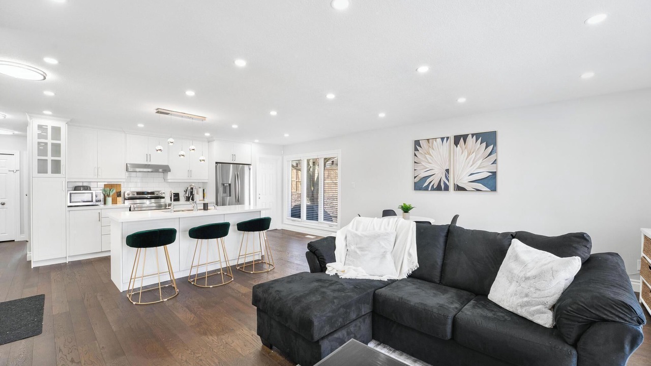 Photo of Livingroom in Kitchener
